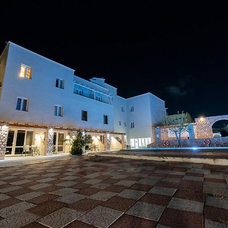 Gin Wellness Hotel Pyrgos Kallistis Exterior photo