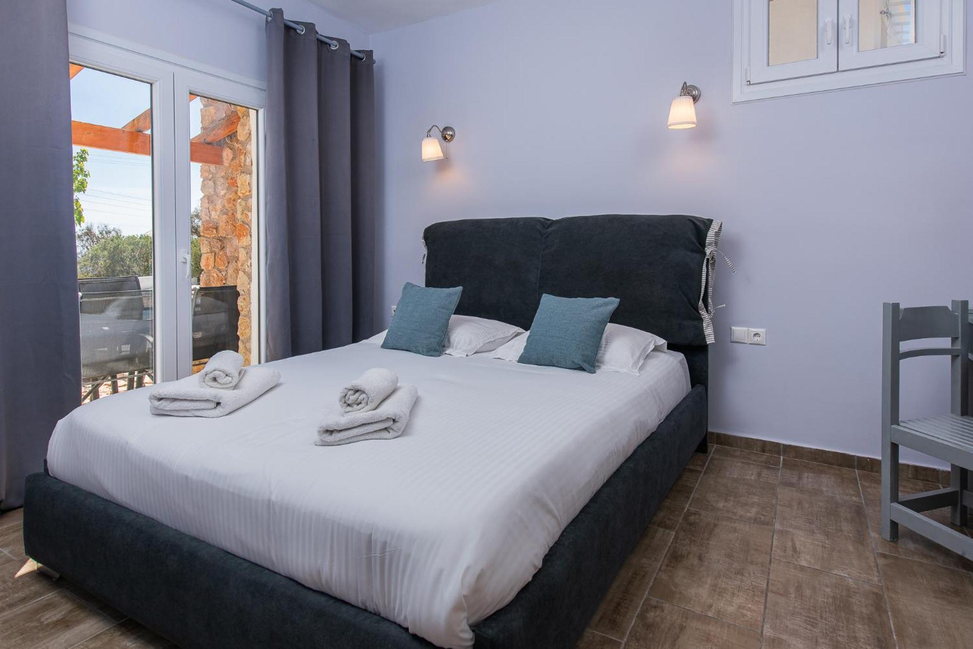 Gin Wellness Hotel Pyrgos Kallistis Exterior photo