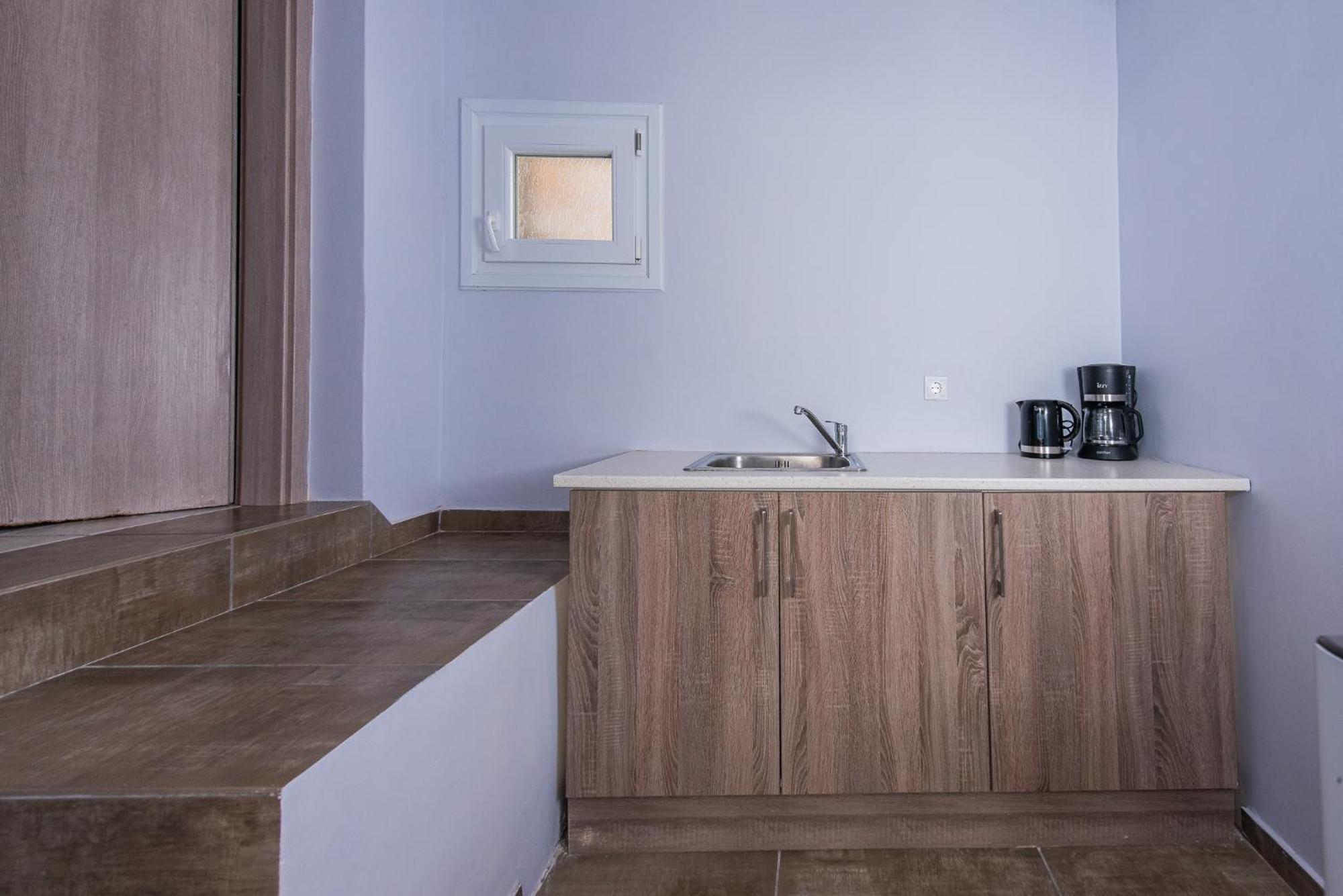 Gin Wellness Hotel Pyrgos Kallistis Exterior photo
