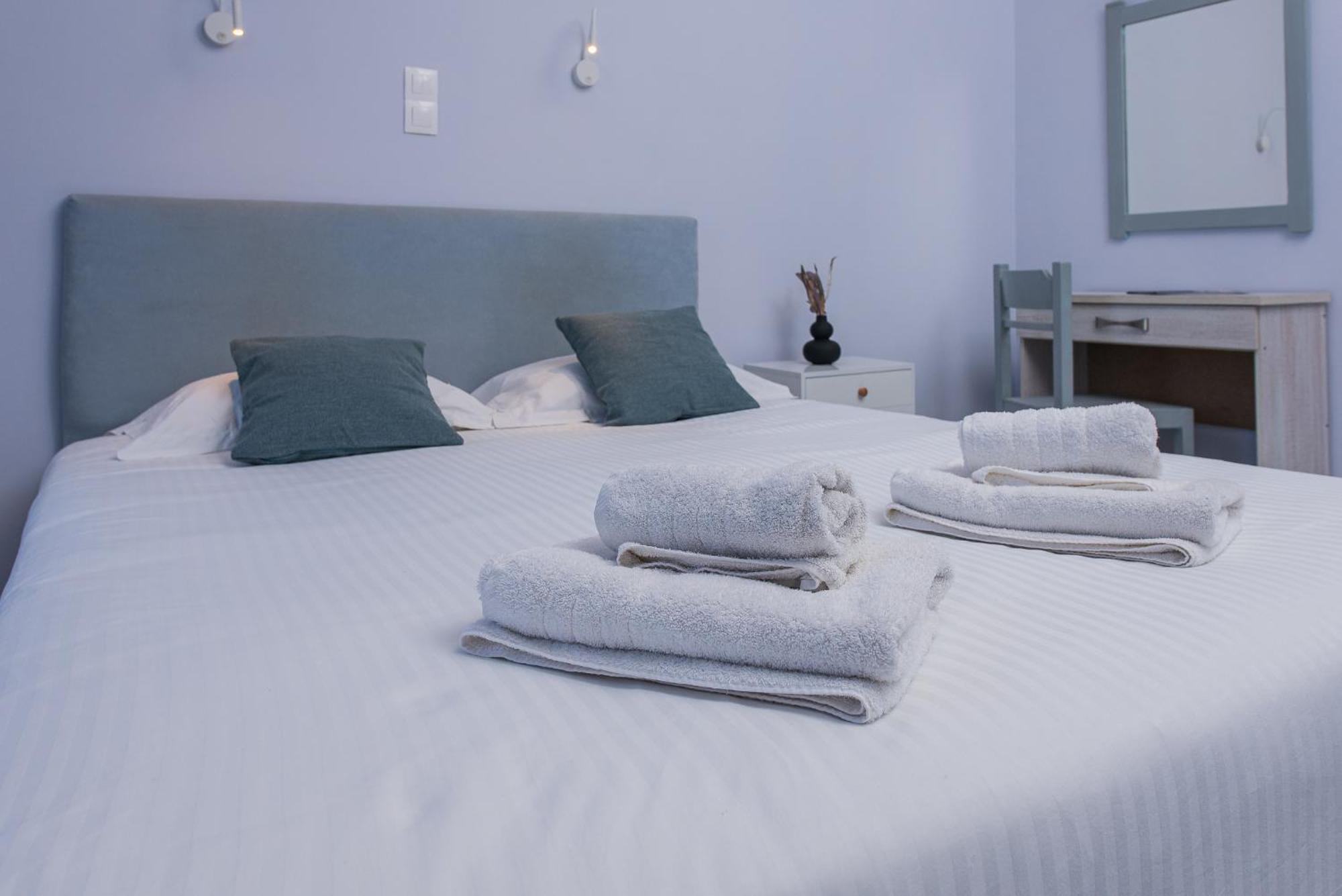 Gin Wellness Hotel Pyrgos Kallistis Exterior photo